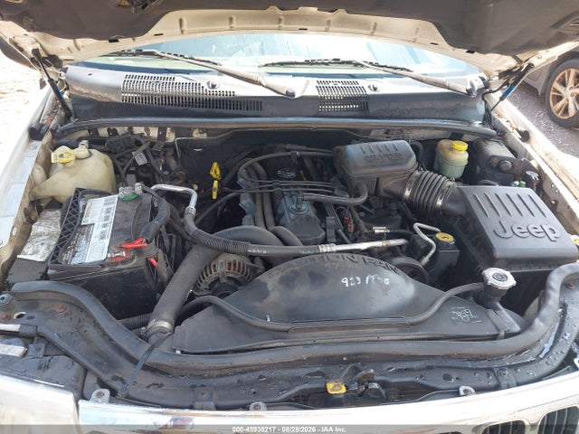 2000 Jeep Grand Cherokee Laredo მანქანა იყიდება აუქციონზე, vin: 1J4GW48S3YC133771, აუქციონის ნომერი: 45938217
