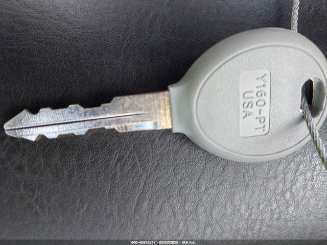 2000 Jeep Grand Cherokee Laredo მანქანა იყიდება აუქციონზე, vin: 1J4GW48S3YC133771, აუქციონის ნომერი: 45938217
