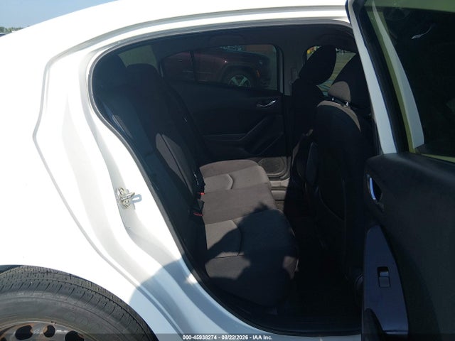 45938274 :رقم المزاد ، 3MZBN1U7XHM154552 vin ، 2017 Mazda Mazda3 Sport مزاد بيع