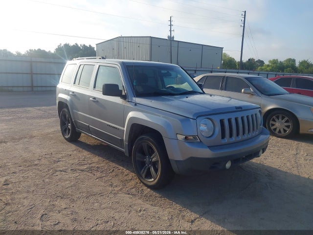 45938276 :رقم المزاد ، 1C4NJPBA2FD236359 vin ، 2015 Jeep Patriot Altitude Edition مزاد بيع