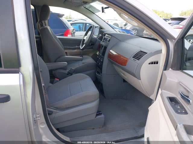 Продажа на аукционе авто 2008 Chrysler Town & Country Lx, vin: 2A8HR44H98R768845, номер лота: 45938319