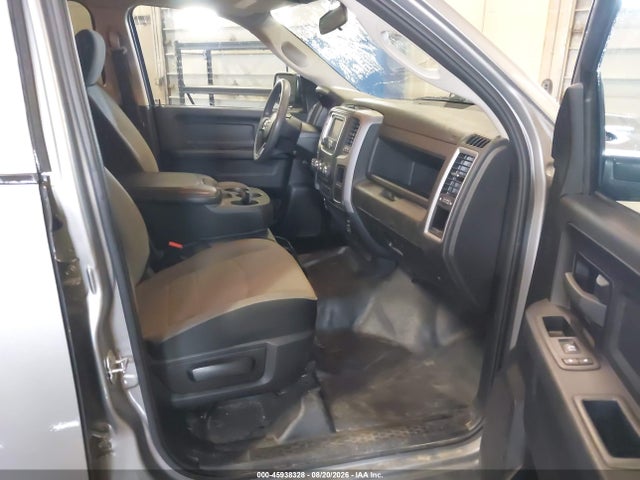 Продаж на аукціоні авто 2021 Ram 1500 Classic Tradesman  4x4 5'7 Box, vin: 3C6RR7KG6MG684920, номер лоту: 45938328