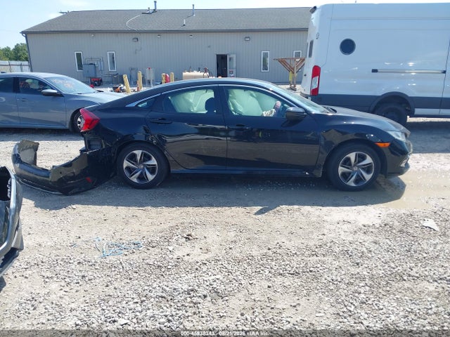Продажа на аукционе авто 2021 Honda Civic Lx, vin: 19XFC2F63ME002055, номер лота: 45938343