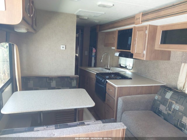 5ZT2CXVB2GA007344 Coachmen Apex Ultra Lite
