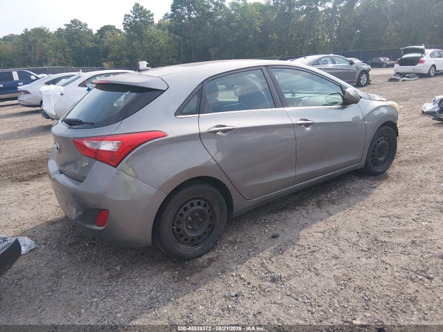 2017 Hyundai Elantra Gt მანქანა იყიდება აუქციონზე, vin: KMHD35LH8HU368708, აუქციონის ნომერი: 45938372