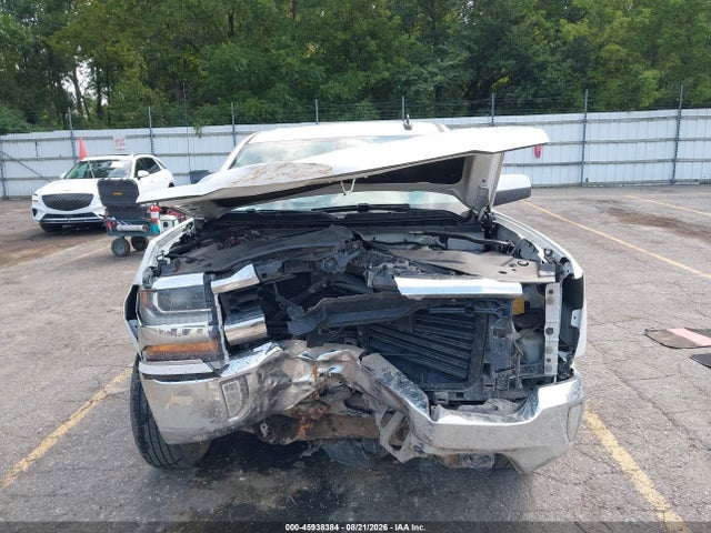 Продаж на аукціоні авто 2018 Chevrolet Silverado 1500 1lt, vin: 1GCVKREC5JZ218231, номер лоту: 45938384