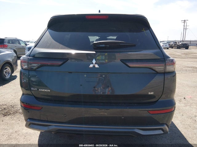 2026 Mitsubishi Outlander Le 2.5 2wd/se 2.5 2wd მანქანა იყიდება აუქციონზე, vin: JA4J3VAB2TZ044455, აუქციონის ნომერი: 45938402