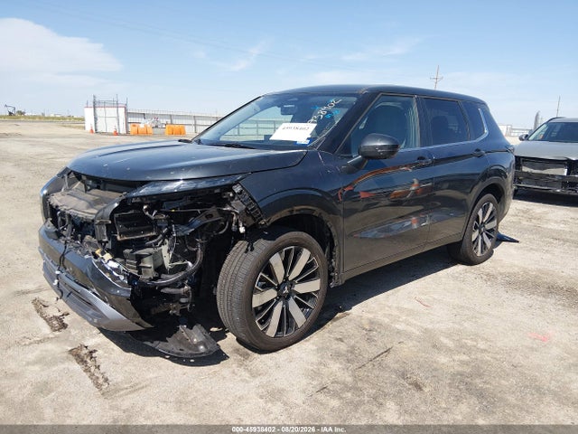 2026 Mitsubishi Outlander Le 2.5 2wd/se 2.5 2wd მანქანა იყიდება აუქციონზე, vin: JA4J3VAB2TZ044455, აუქციონის ნომერი: 45938402