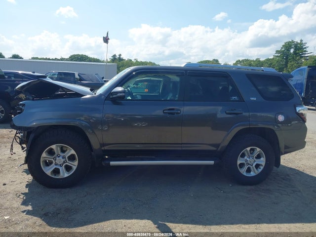 Продажа на аукционе авто 2018 Toyota 4runner Sr5 Premium, vin: JTEBU5JR7J5607679, номер лота: 45938470