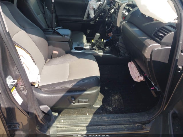 Продажа на аукционе авто 2018 Toyota 4runner Sr5 Premium, vin: JTEBU5JR7J5607679, номер лота: 45938470