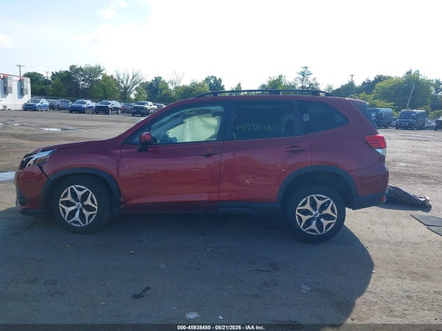 Продаж на аукціоні авто 2022 Subaru Forester Premium, vin: JF2SKAEC3NH411608, номер лоту: 45938480
