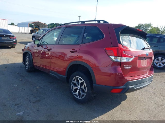 Продаж на аукціоні авто 2022 Subaru Forester Premium, vin: JF2SKAEC3NH411608, номер лоту: 45938480