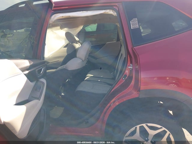 Продаж на аукціоні авто 2022 Subaru Forester Premium, vin: JF2SKAEC3NH411608, номер лоту: 45938480