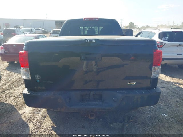 Продаж на аукціоні авто 2010 Toyota Tundra Grade 5.7l V8, vin: 5TFUW5F1XAX104422, номер лоту: 45938484