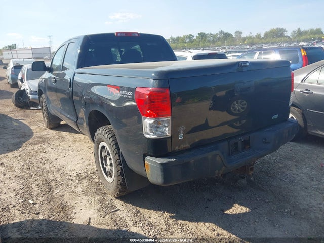 Продаж на аукціоні авто 2010 Toyota Tundra Grade 5.7l V8, vin: 5TFUW5F1XAX104422, номер лоту: 45938484