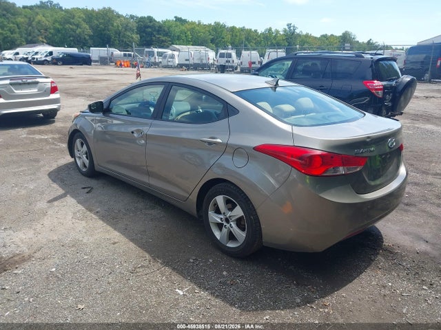 2013 Hyundai Elantra Gls მანქანა იყიდება აუქციონზე, vin: 5NPDH4AE5DH354018, აუქციონის ნომერი: 45938515