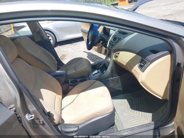 2013 Hyundai Elantra Gls მანქანა იყიდება აუქციონზე, vin: 5NPDH4AE5DH354018, აუქციონის ნომერი: 45938515