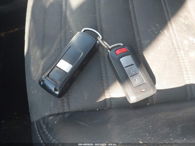 45938538 :رقم المزاد ، JA4AZ3A38KZ005783 vin ، 2019 Mitsubishi Outlander Se مزاد بيع