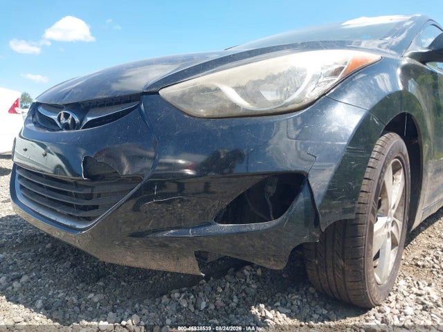 Продажа на аукционе авто 2013 Hyundai Elantra Gls, vin: KMHDH4AE2DU862416, номер лота: 45938539