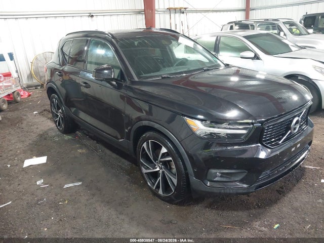 2022 Volvo Xc40 T4 R-design მანქანა იყიდება აუქციონზე, vin: YV4AC2HM8N2642750, აუქციონის ნომერი: 45938547