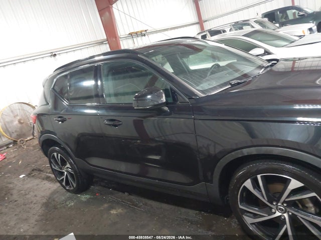 Aukcja sprzedaży 2022 Volvo Xc40 T4 R-design, vin: YV4AC2HM8N2642750, numer aukcji: 45938547