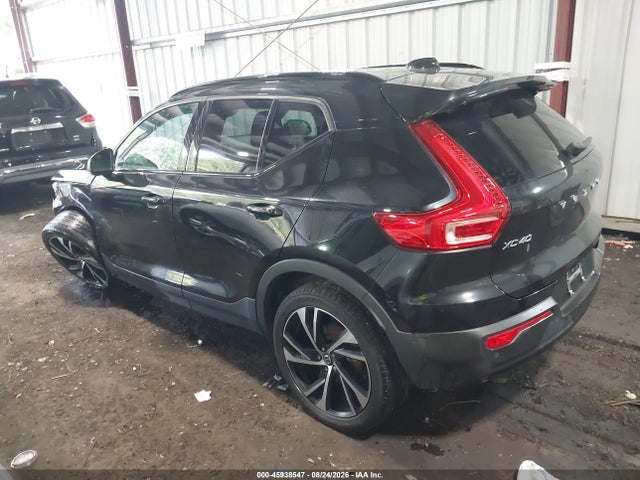 Aukcja sprzedaży 2022 Volvo Xc40 T4 R-design, vin: YV4AC2HM8N2642750, numer aukcji: 45938547