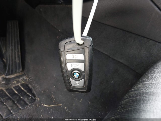 Продажа на аукционе авто 2012 Bmw 535i, vin: WBAFR7C59CC808220, номер лота: 45938575