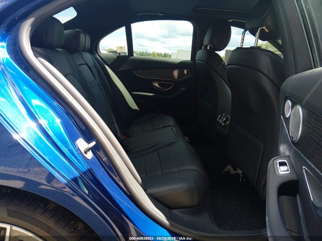 2019 Mercedes-benz C 300 4matic მანქანა იყიდება აუქციონზე, vin: 55SWF8EB3KU290464, აუქციონის ნომერი: 45938582