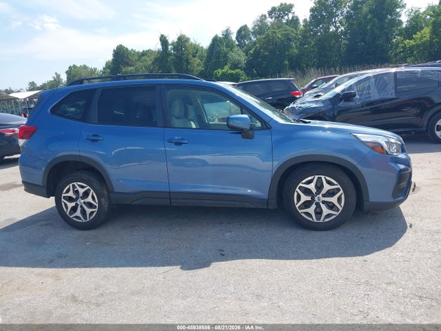 2020 Subaru Forester Premium მანქანა იყიდება აუქციონზე, vin: JF2SKAJC4LH527077, აუქციონის ნომერი: 45938586