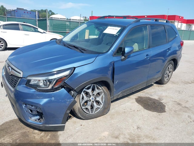 2020 Subaru Forester Premium მანქანა იყიდება აუქციონზე, vin: JF2SKAJC4LH527077, აუქციონის ნომერი: 45938586