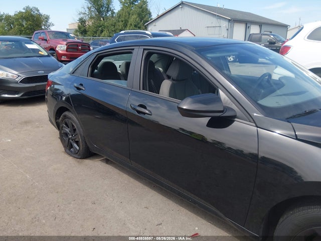 Продаж на аукціоні авто 2023 Hyundai Elantra Hybrid Blue, vin: KMHLM4AJXPU082527, номер лоту: 45938597