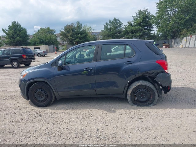 45938638 :رقم المزاد ، 3GNCJKSB0JL201154 vin ، 2018 Chevrolet Trax Ls مزاد بيع