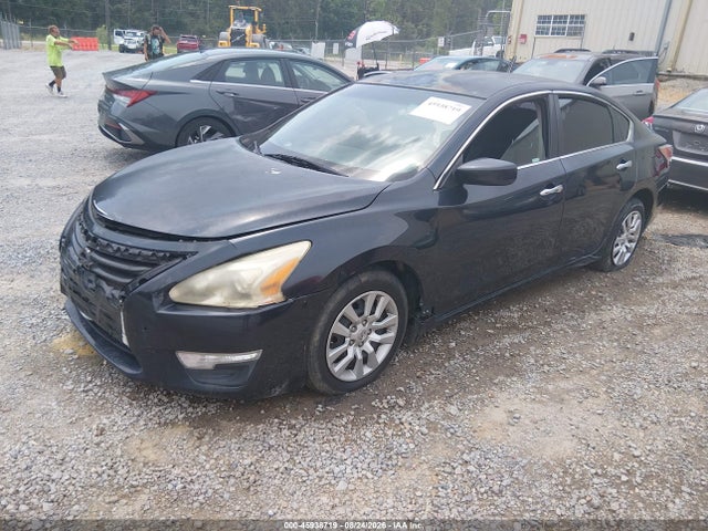 Nissan Altima 2.5 S 2015 1N4AL3AP7FC417489 Image 2