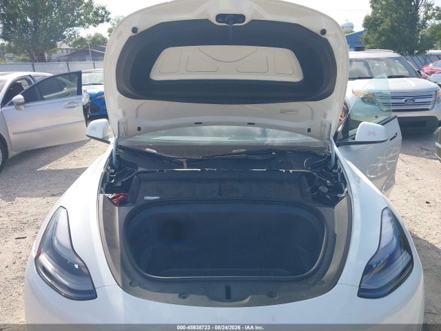 Продаж на аукціоні авто 2023 Tesla Model Y Performance Dual Motor All-wheel Drive, vin: 7SAYGDEF2PF830724, номер лоту: 45938723