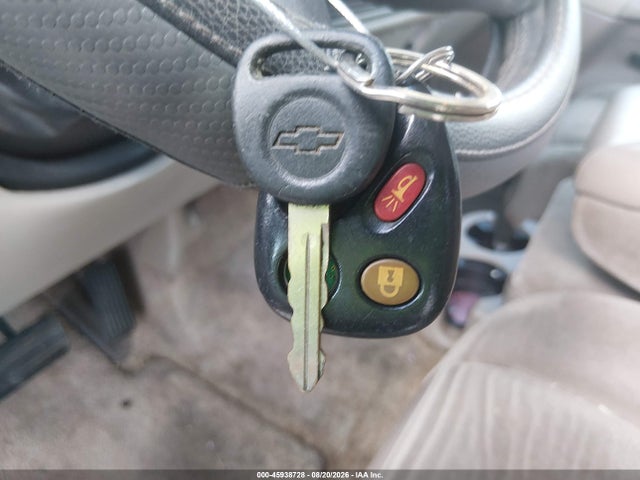 45938728 :رقم المزاد ، 1GNEC13V13R277497 vin ، 2003 Chevrolet Tahoe Ls مزاد بيع