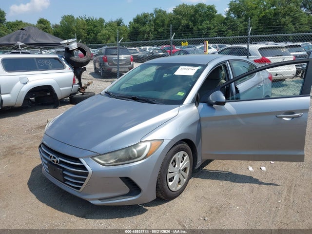 Hyundai ELANTRA SE 2017 5NPD74LF4HH104350 Image 17