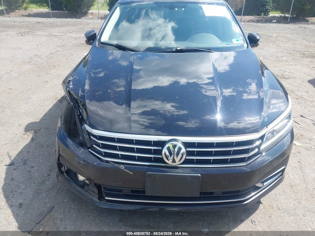 Продаж на аукціоні авто 2018 Volkswagen Passat 2.0t Se, vin: 1VWBA7A3XJC001919, номер лоту: 45938752