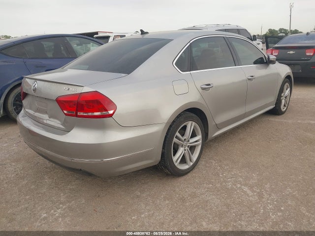 Aukcja sprzedaży 2012 Volkswagen Passat 2.0l Tdi Sel Premium, vin: 1VWCN7A34CC008733, numer aukcji: 45938762