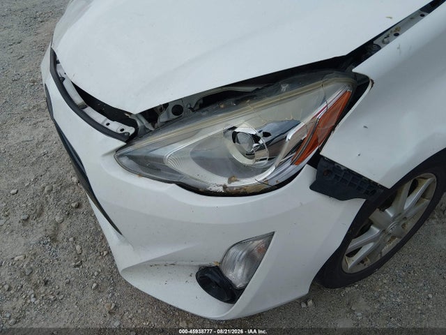 2015 Toyota Prius C Four მანქანა იყიდება აუქციონზე, vin: JTDKDTB39F1094811, აუქციონის ნომერი: 45938777