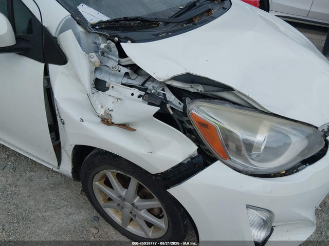 2015 Toyota Prius C Four მანქანა იყიდება აუქციონზე, vin: JTDKDTB39F1094811, აუქციონის ნომერი: 45938777