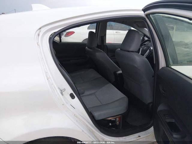 2015 Toyota Prius C Four მანქანა იყიდება აუქციონზე, vin: JTDKDTB39F1094811, აუქციონის ნომერი: 45938777