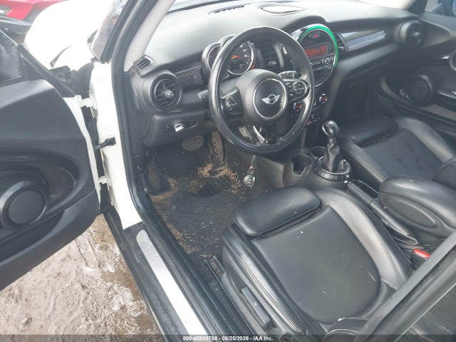 Продажа на аукционе авто 2016 Mini Hardtop Cooper S, vin: WMWXP7C51G2A42556, номер лота: 45938788