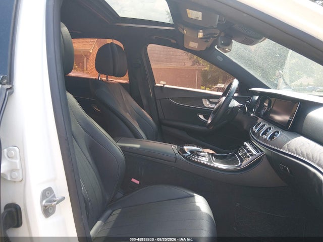 45938830 :رقم المزاد ، WDDZF4JB8HA161401 vin ، 2017 Mercedes-benz E 300 مزاد بيع