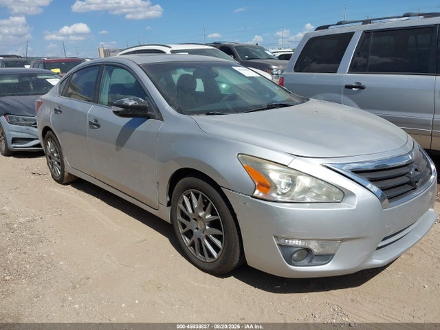 2013 Nissan Altima 3.5 Sv მანქანა იყიდება აუქციონზე, vin: 1N4BL3AP9DC107748, აუქციონის ნომერი: 45938837