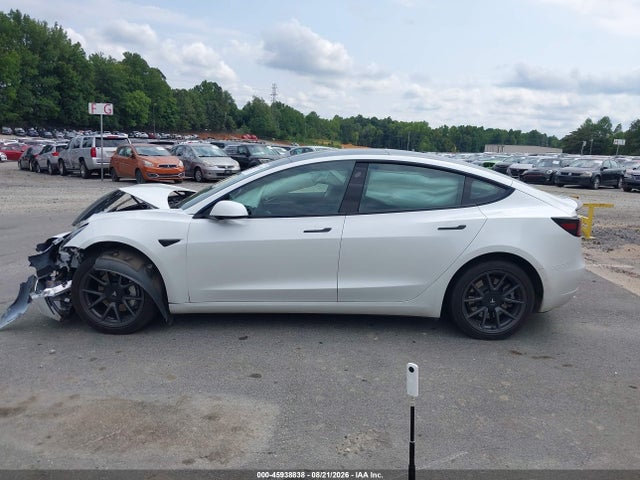 5YJ3E1EA5NF370410 Tesla Model 3 Rear-wheel Drive