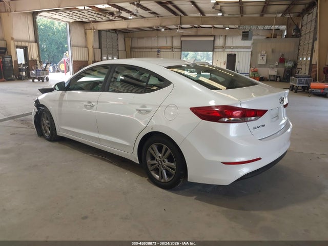 2017 Hyundai Elantra Value Edition მანქანა იყიდება აუქციონზე, vin: 5NPD84LF4HH202937, აუქციონის ნომერი: 45938873