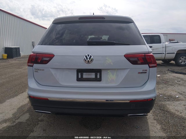 Продажа на аукционе авто 2018 Volkswagen Tiguan 2.0t Se/2.0t Sel, vin: 3VV2B7AX1JM036609, номер лота: 45938888