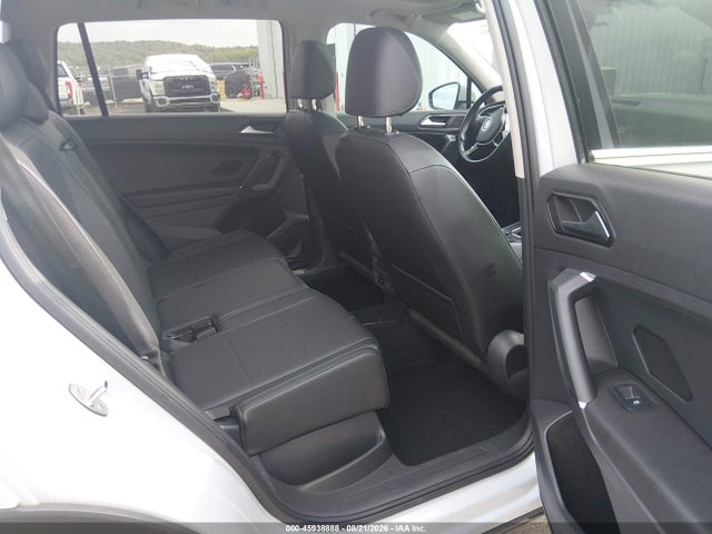 Продажа на аукционе авто 2018 Volkswagen Tiguan 2.0t Se/2.0t Sel, vin: 3VV2B7AX1JM036609, номер лота: 45938888