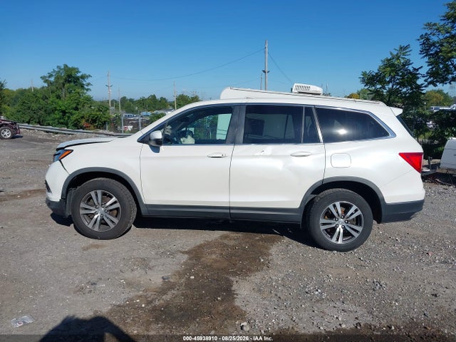 45938910 :رقم المزاد ، 5FNYF6H57GB006796 vin ، 2016 Honda Pilot Ex-l مزاد بيع