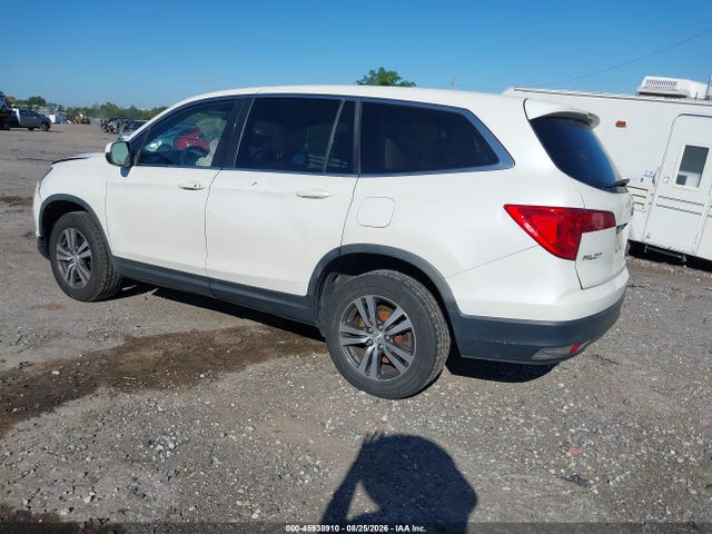 45938910 :رقم المزاد ، 5FNYF6H57GB006796 vin ، 2016 Honda Pilot Ex-l مزاد بيع
